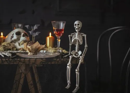 Dekoracja Szkielet Kościotrup Halloween wiszący 40 cm