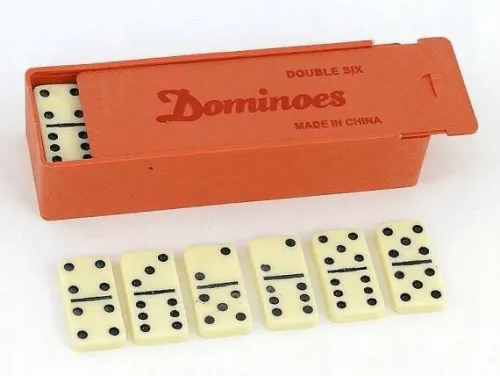 Gra Domino w pudełku