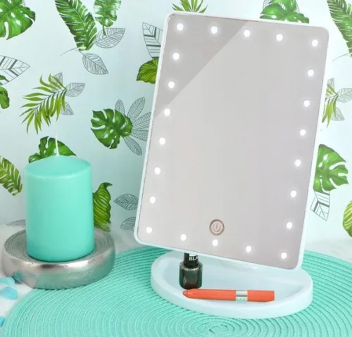 LUSTERKO PODŚWIETLANE LED DO MAKIJAŻU PERFEKCYJNY KWADRATOWE