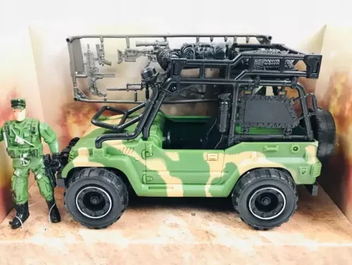 pojazd_wojskowy_militarny_1.webp OL IMPORT Pojazd wojskowy militarny jeep żołnierz