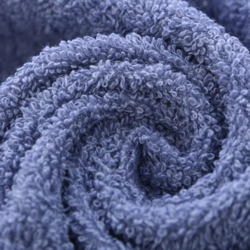 rcznik_kpielowy_cotton_wo_7.webp Ręcznik kąpielowy Cotton World 70x140 cm 6 kolorów PJ-215