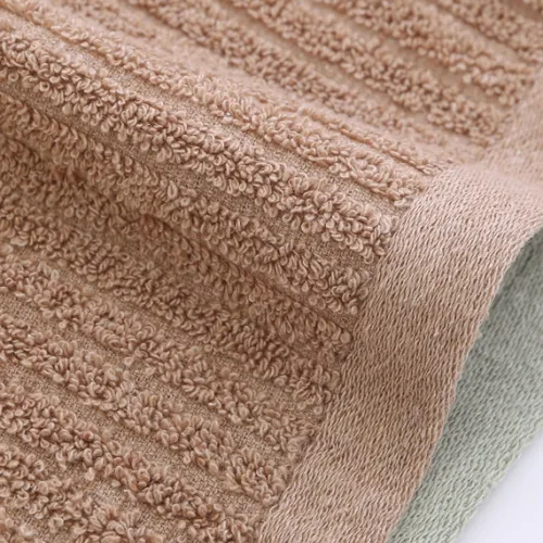 rcznik_kpielowy_cotton_wo_8.webp Ręcznik kąpielowy Cotton World 70x140 cm 6 kolorów PJ-215